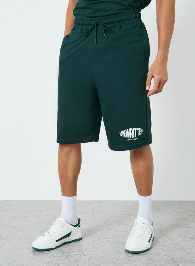 Styli Men Green Graphic Print T-Shirt and Shorts Co-Ords